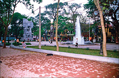 Парк Победы в Ханое